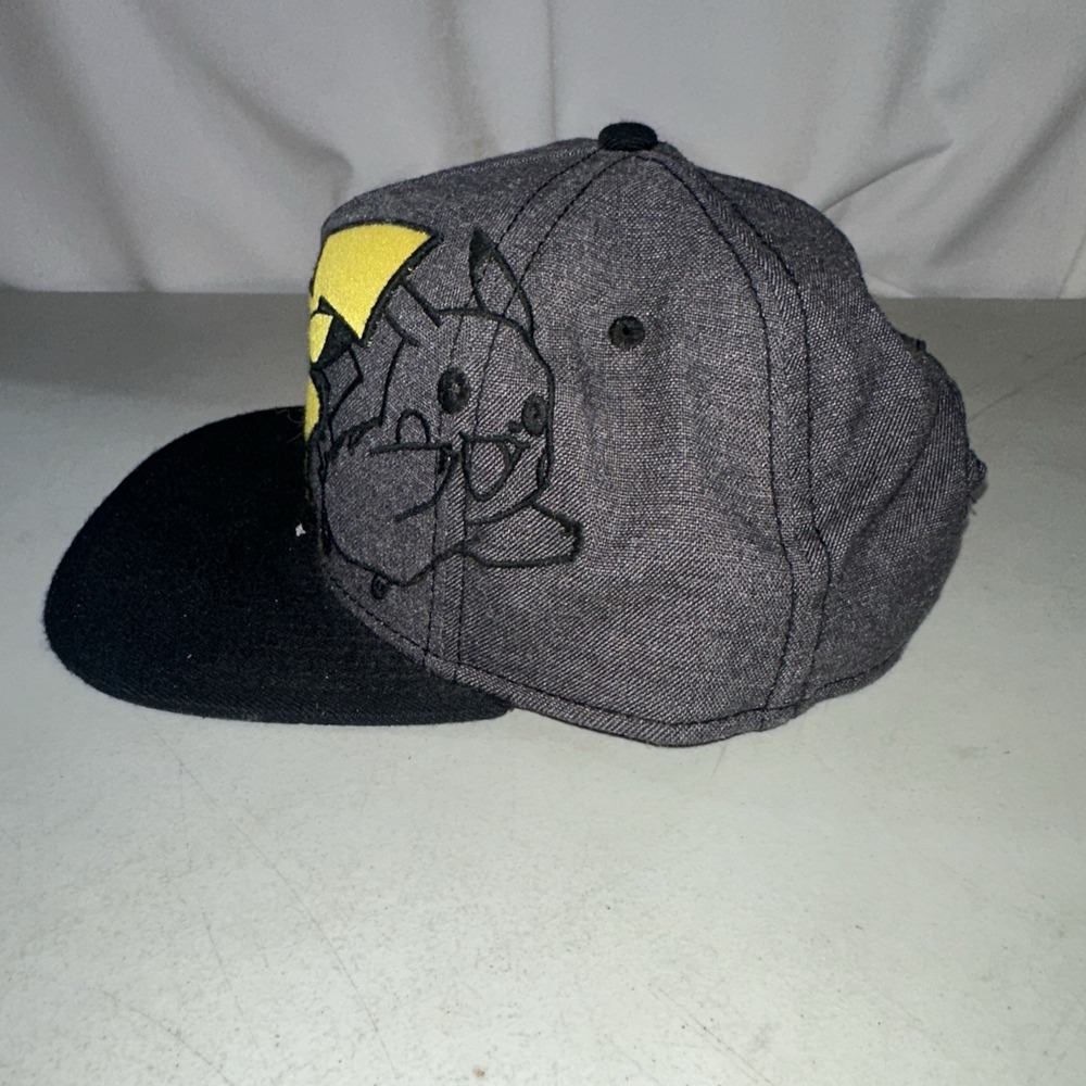 Nintendo Pokémon Pikachu Snapback Hat GAME FREAK 2017 - Picture 2 of 7